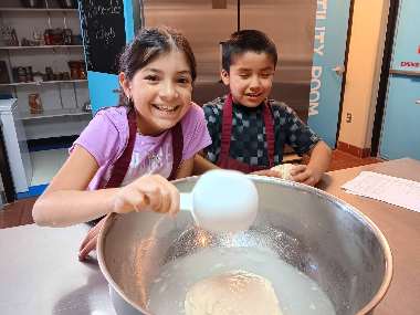 Kids Cooking measuring